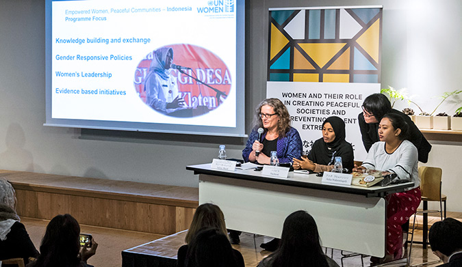 Anita (first from right) shares her experience with the UN Women Programme at the Regional Conference in Tokyo, Japan. Photo: UN Women/STORY CO., LTD