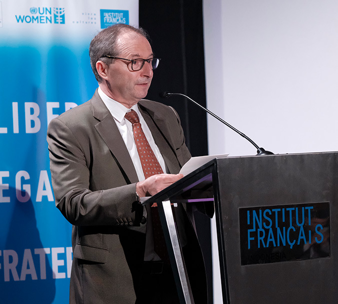 Jean-Charles Berthonnet, Ambassador of France to Indonesia, spoke about the importance of putting gender equality in a daily conversation. Photo: UN Women/ Putra Djohan.