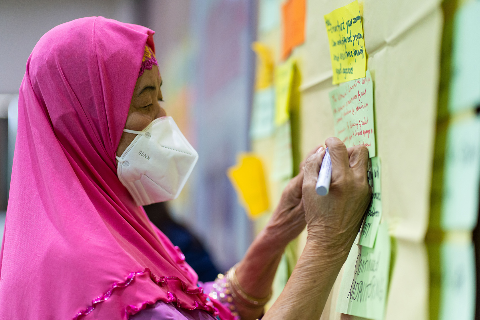 Diana Musa, a senior leader of the women’s committee of the MNLF, a former insurgent group, expresses her thoughts at a UN Women training to strengthen leadership and the committee’s values and goals. This photo was taken in General Santos City, the Philippines, on 27 October 2021.
