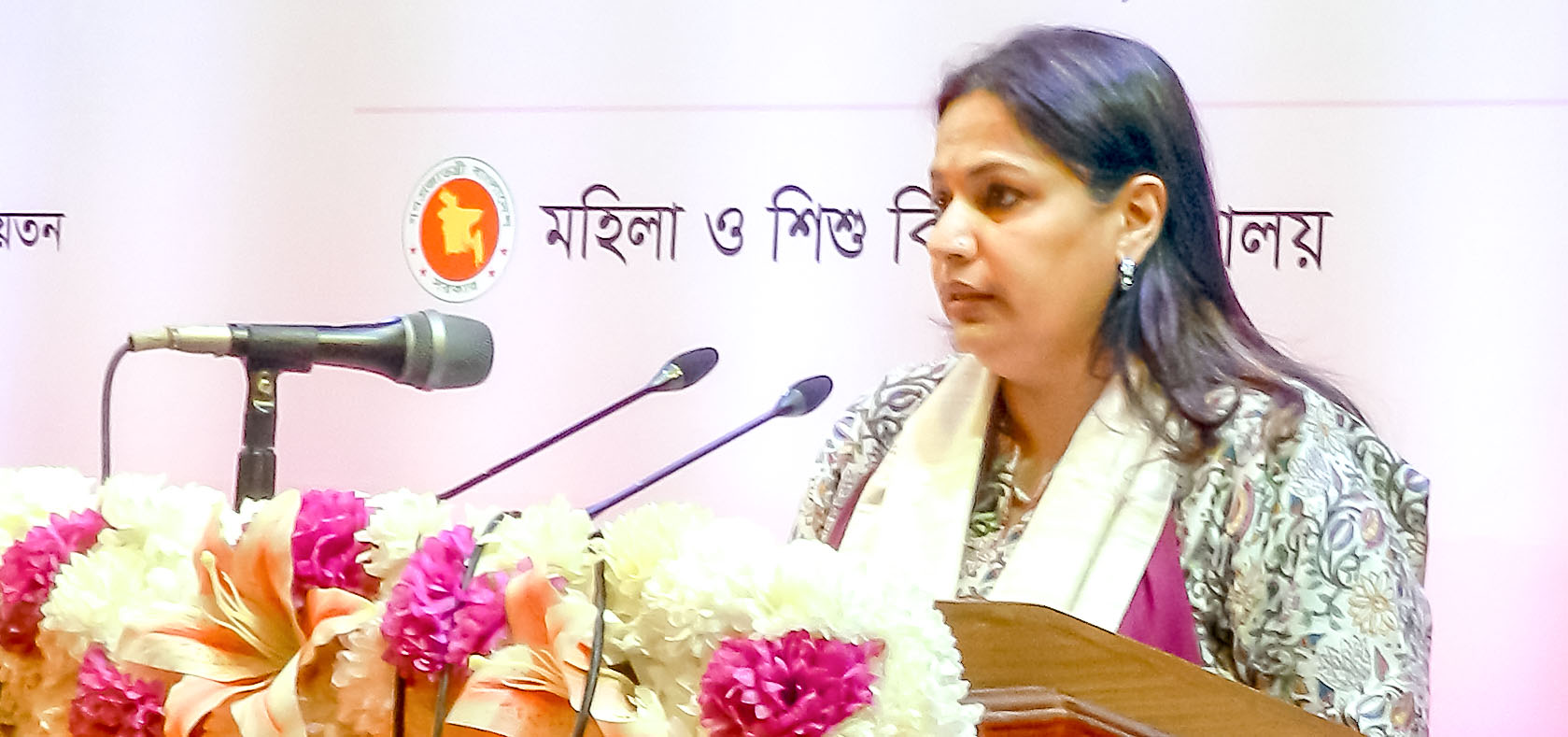 Gitanjali Singh delivering remarks as the Special Guest at the IWD 2022 National event. Photo: UN Women/Shararat Islam