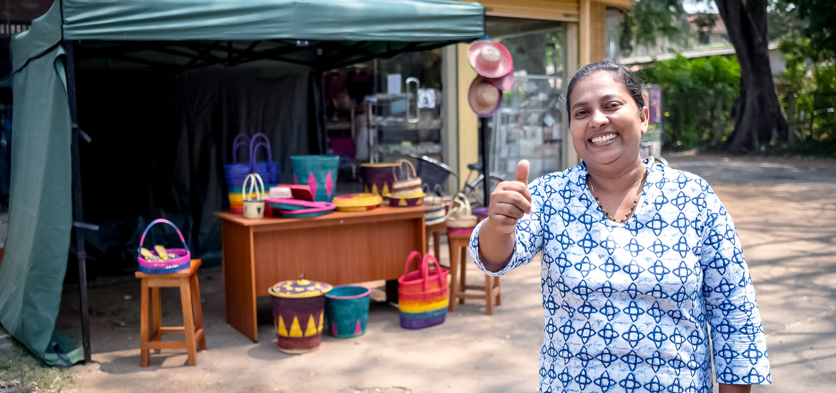 Lucia sells her artisanal products at the weekly markets in Vavuniya. Photo: UN Women Sri Lanka / Ruvin De Silva