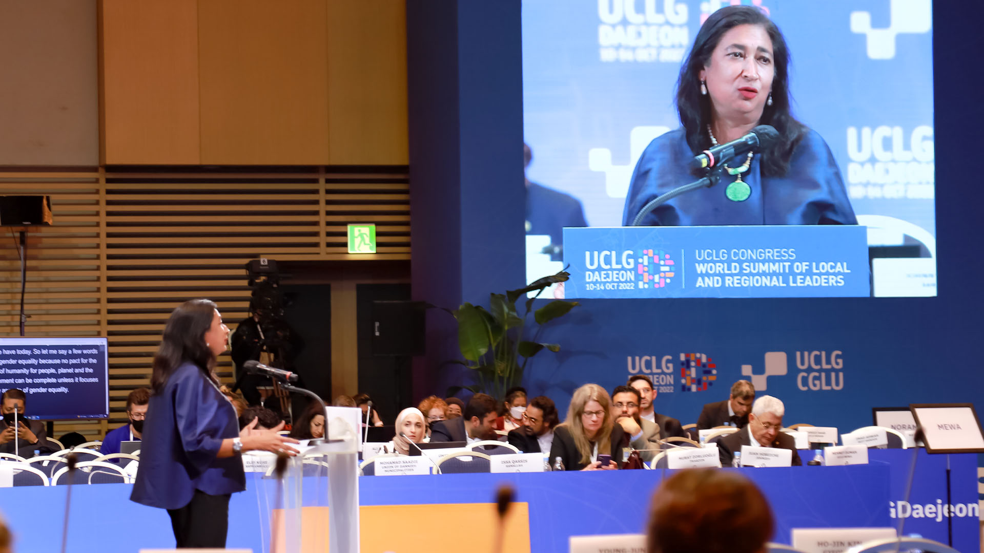 DED Bhatia delivering remarks at the 2022 Daejeon United Cities and Local Governments World Congress. Photo: UN Women/Yoomi Jun