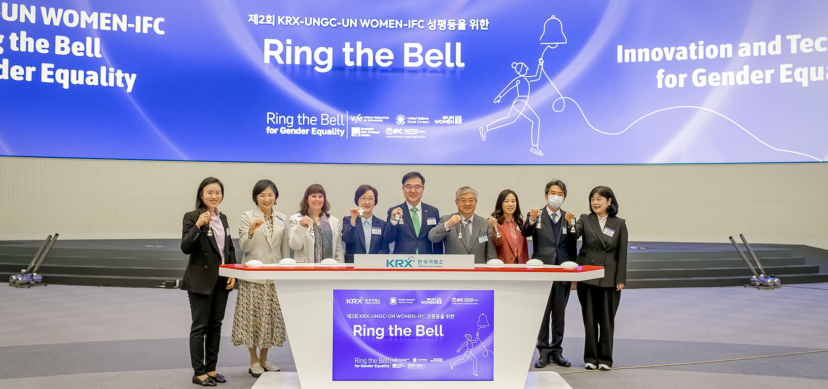 The Republic of Korea joins the “Ring the Bell” event for gender equality. Photo: UN Women/Jeong Jae Yeon