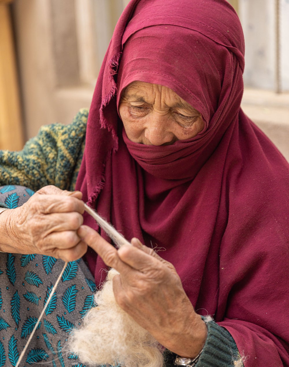 Carpet weaver