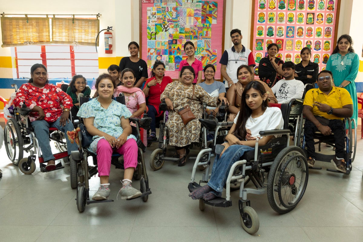 Meenu Arora Mani with the beneficiaries of the ’Yes We Can’ NGO at an event aimed at raising awareness about the Right to Information Act for Persons with Disabilities. 