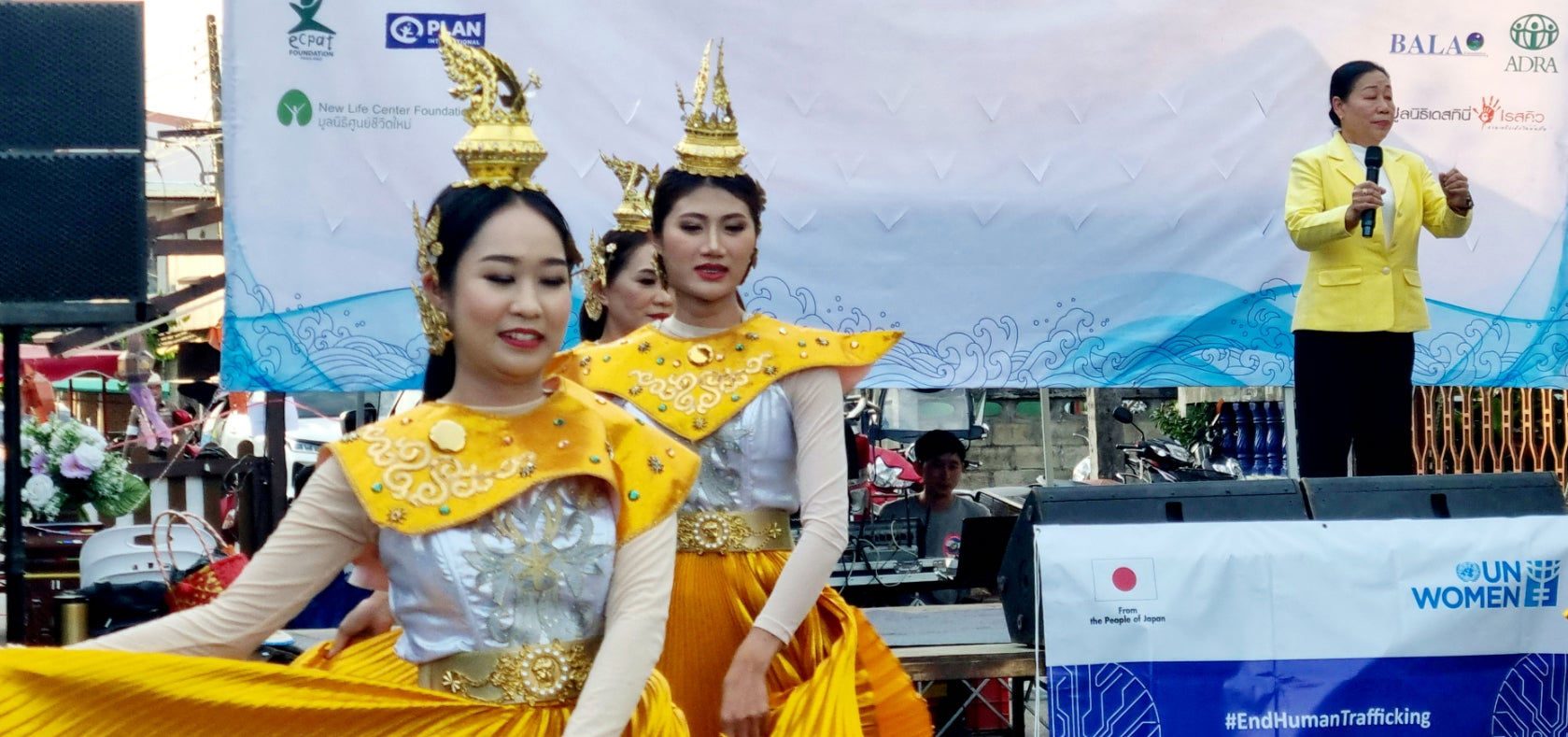 Community event in Chiang Khong, Thailand, to mark the World Day Against Trafficking in Persons 2024, supported by UN Women and the Government of Japan, among other partners. 