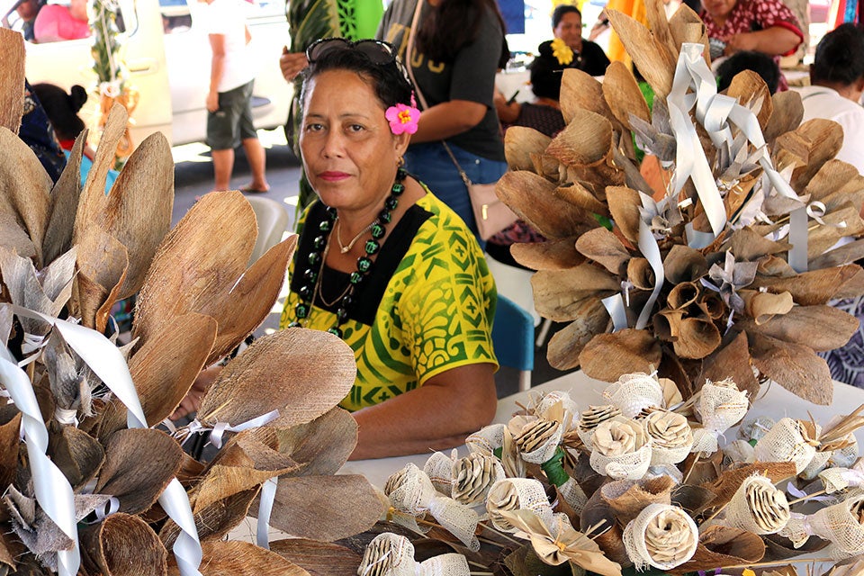 Many women have started their own businesses since participating in skills and livelihood training delivered by the project, including creating and selling handicrafts at the local markets. Photo: UN Women/Sarika Chand