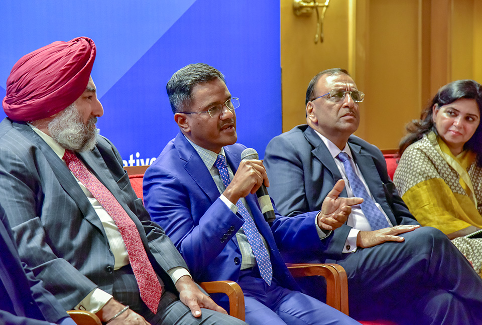 Industry and thought leaders discussed governance mechanisms that could assist in wider reach and stronger implementation of Women’s Livelihood Bond. Photo: UN Women/Sarabjeet Dhillon