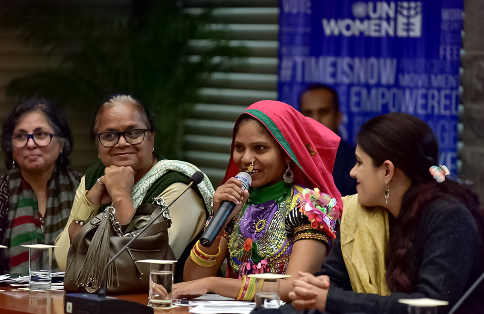 Savita, an Elected Women’s Representative from Gujarat, shares her views at the civil society consultation in New Delhi. Photo: UN Women/Sarabjeet Dhillon
