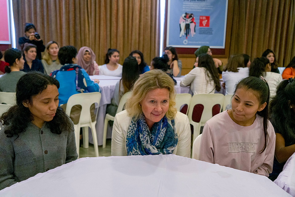 Asa Torkelsson, Representative of UNFPA Bangladesh, talks with the university students. Photo: Lauren Kana Chan/Asian University for Women
