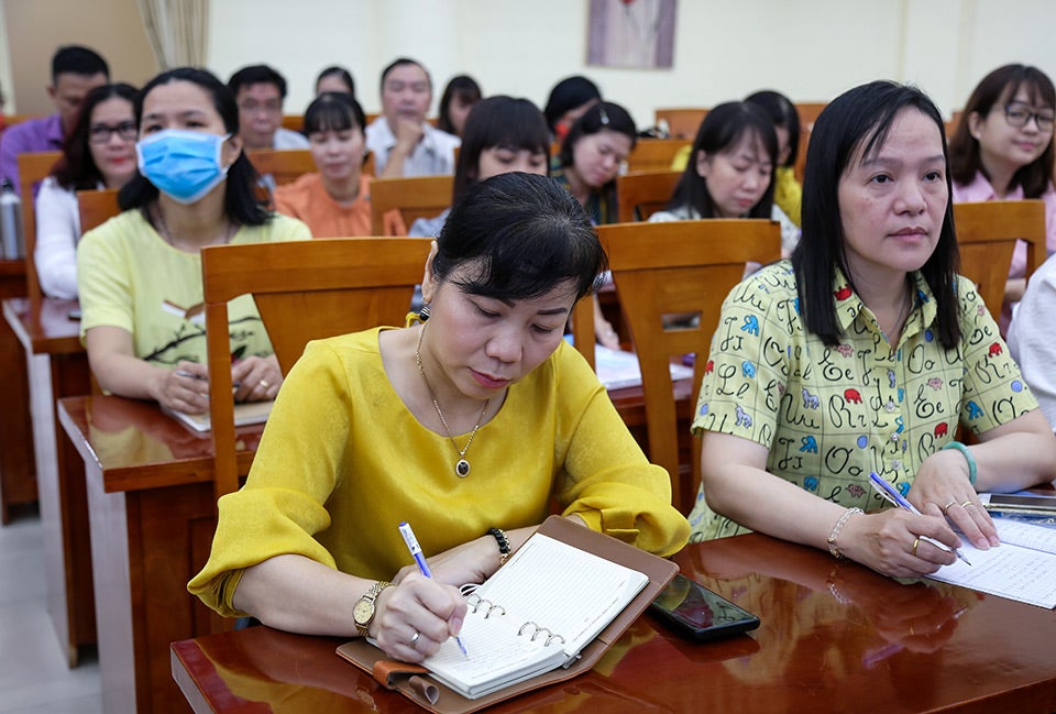 Officials of District 10 in Ho Chi Minh City attend one of the gender-responsive budgeting workshops in October.  Photo: UN Women/Thao Hoang