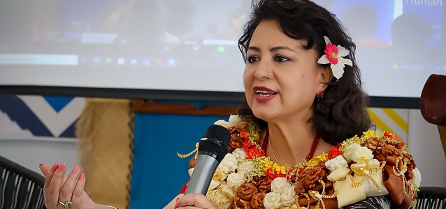 CEDAW Committee Member Bandana Rana speaks Pacific Governments who participated in the 3 day Learning Exchange. Photo: UN Women